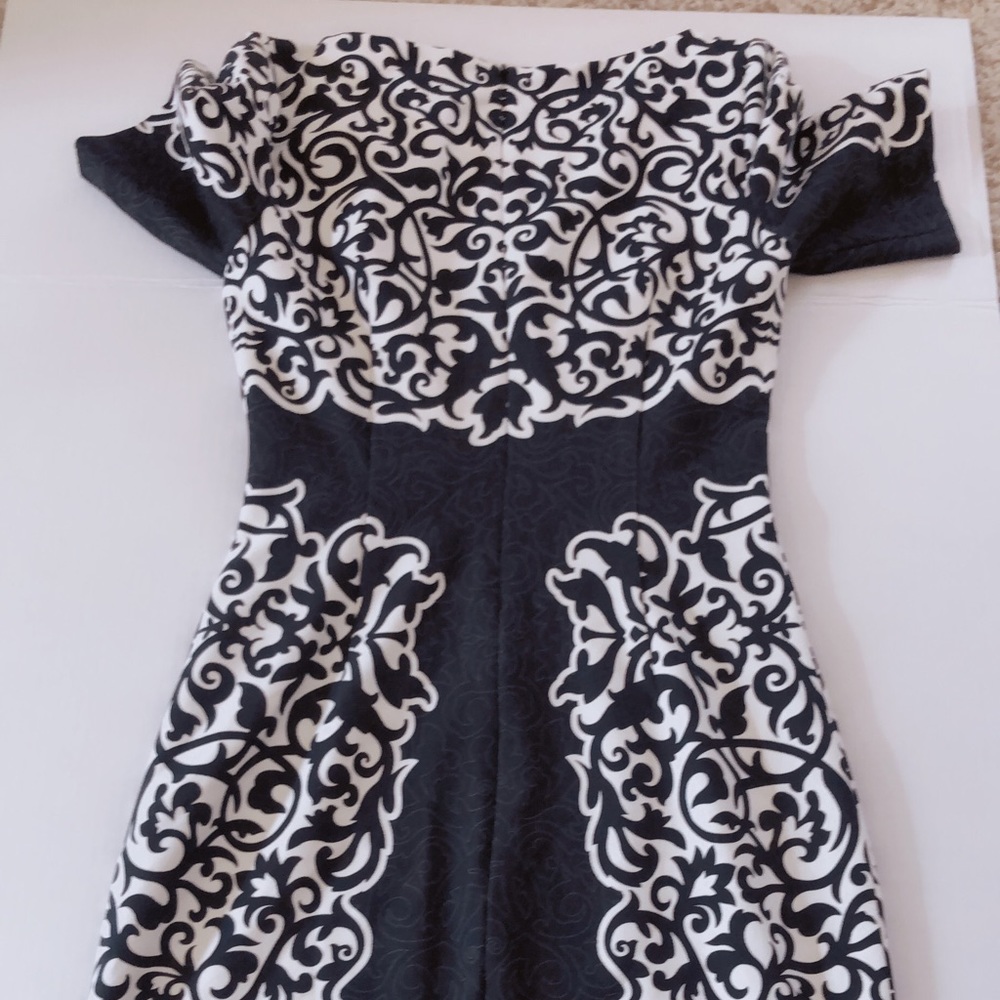 Dress NWT Laundry by Shellie Segal